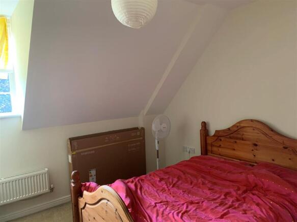 bedroom.jpg