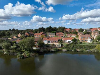 Lakeside Park Drive, Reydon, Southwold, Suffolk, IP18