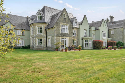 Woolmer Lane, Bramshott, Liphook, GU30