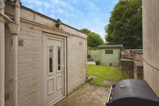 2 bed Terraced for sale Image 12