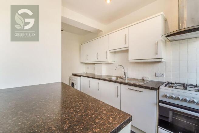 Ardrossan Gardens, Worcester Park, Surrey, KT4 7AY