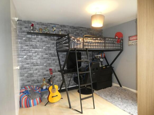 Photo 10