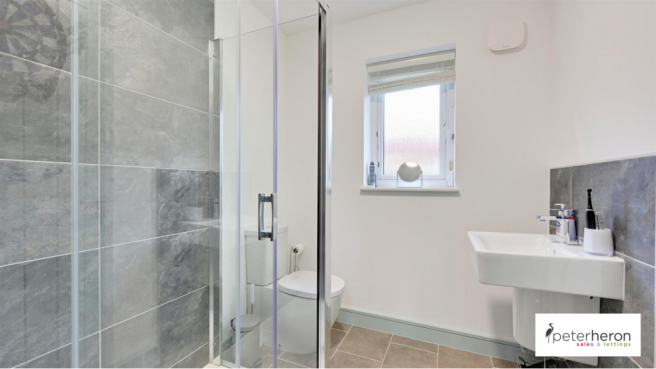 En Suite Shower Room