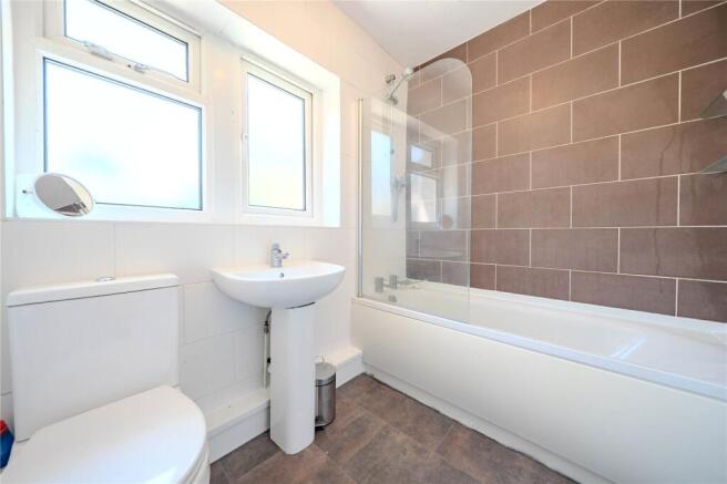 4 bed Semi-Detached for sale Image 10