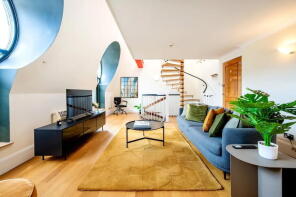 Flat 603, West Block, Forum Magnum Square, London SE1 7GL