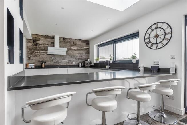 Breakfast Bar.jpg