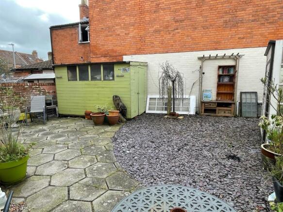 Rear Garden..jpg