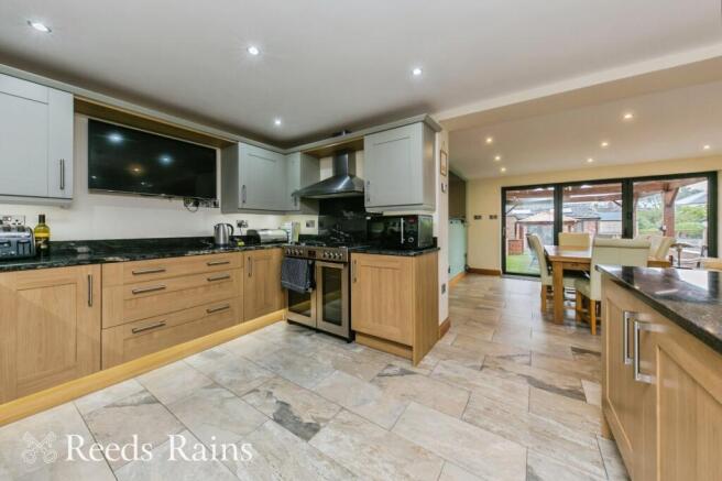 8, Lindrum Avenue, Lyme Green, Macclesfield, Cheshire, SK11 photo 4