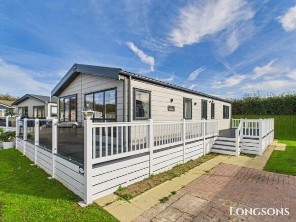 Cam02173g0 Pr0276 Still028