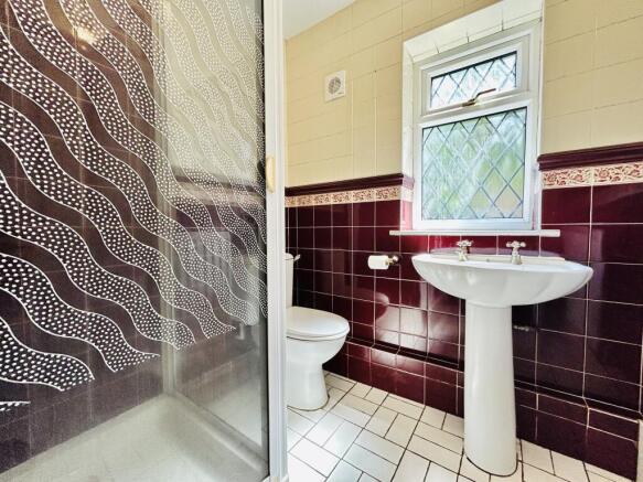 En-suite Bathroom