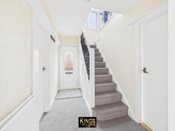 3 bed Semi-Detached for sale Image 9