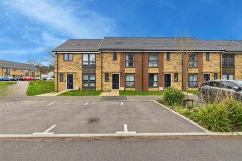 Moorfield Place, Farnborough, Hampshire, GU14