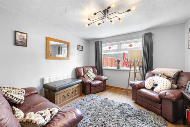 3 bed Terraced for sale Image 10