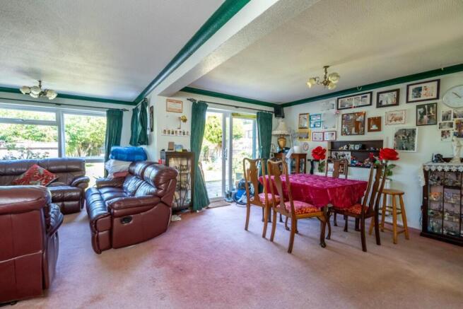 Sitting and Dining Room.jpg