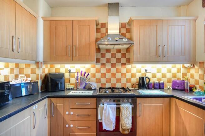2 bed Terraced for sale Image 4