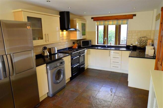 Dining kitchen
