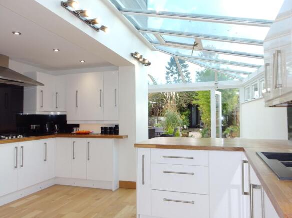 Kitchen/garden room