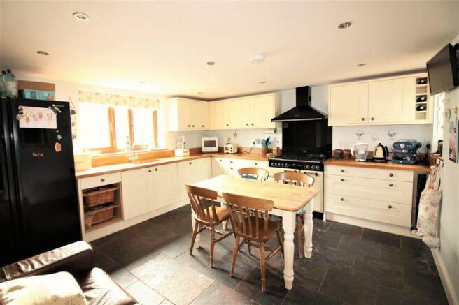 Kitchen/Breakf...