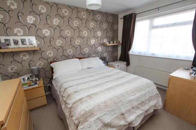 BED 1.jpg
