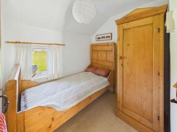 2 bed Cottage for sale Image 8