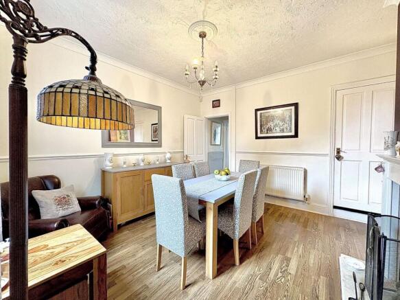 SITTING ROOM