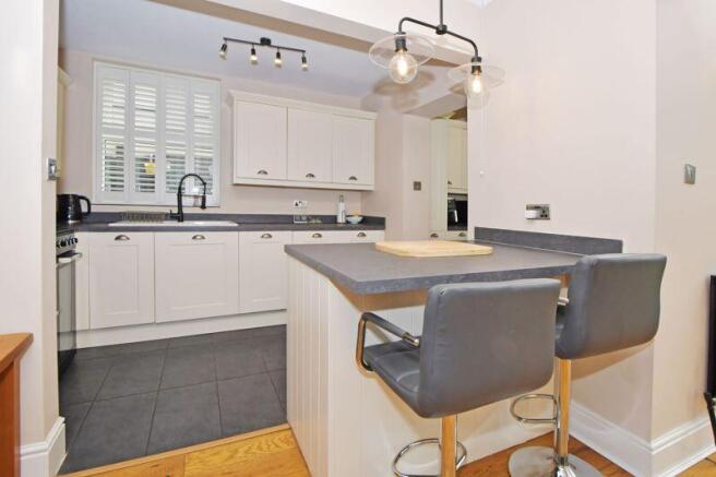 OPEN PLAN KITCHEN