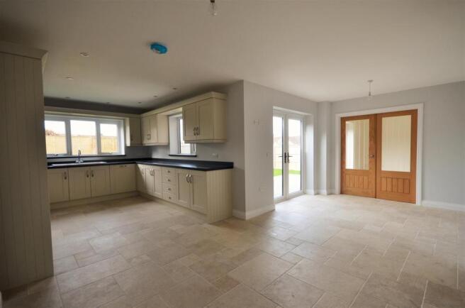 Kitchen/Dining/Family