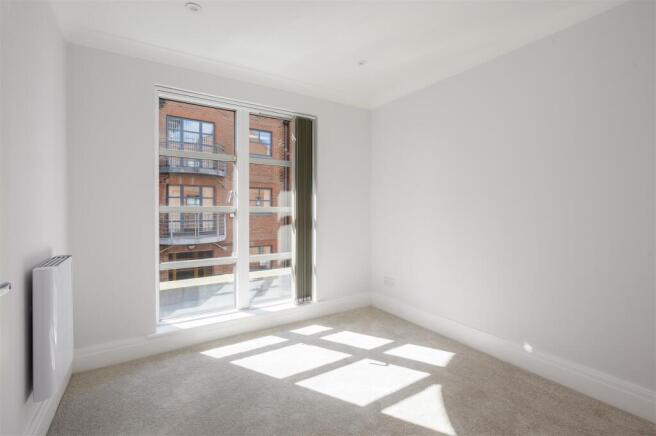 2 bed Apartment for sale Image 7
