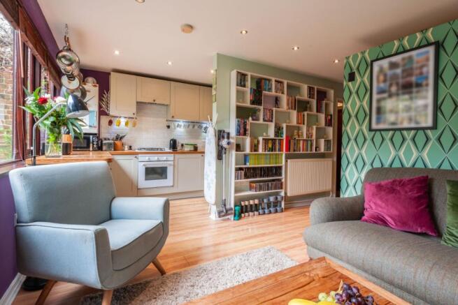 Lounge / Kitchen