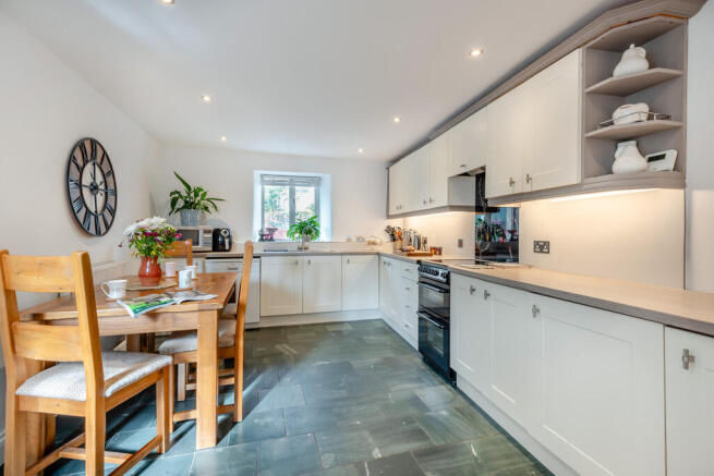Dining Kitchen 