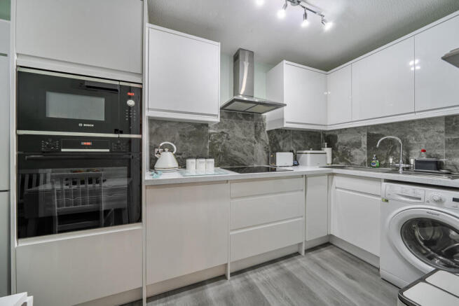 1417870-12-699710...