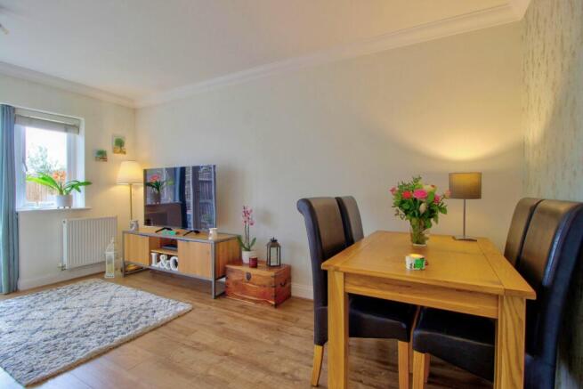 Space to work or entertain...