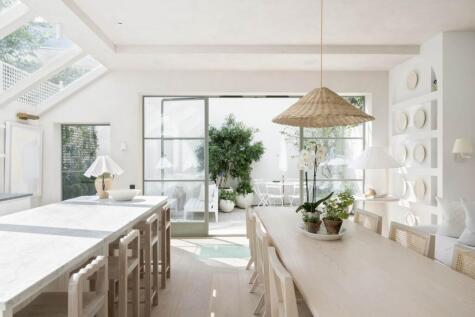 Burnsall Street, Chelsea SW3
