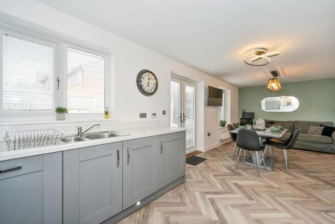 Kitchen/Diner/Family