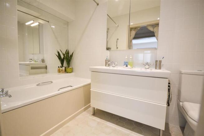 EnSuite.jpg