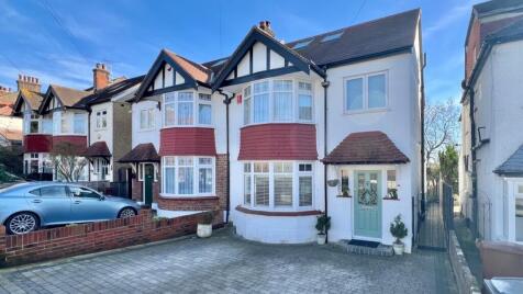 Victoria Road, Chingford, E4