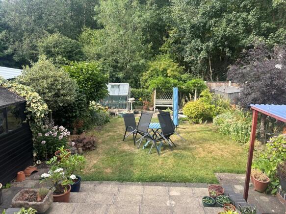 3 bed Semi-Detached for sale Image 2
