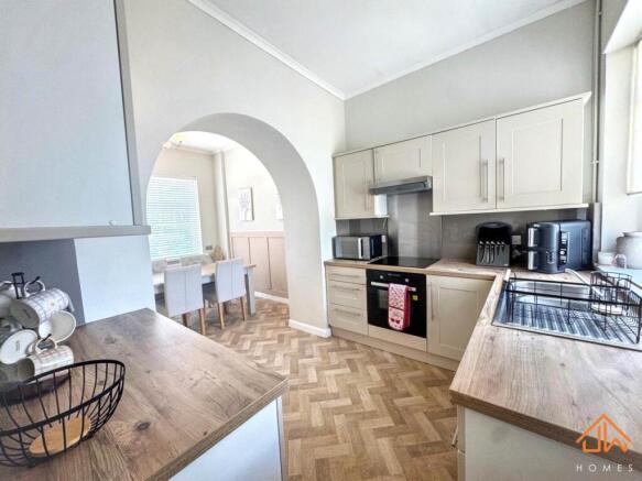 KITCHEN 1