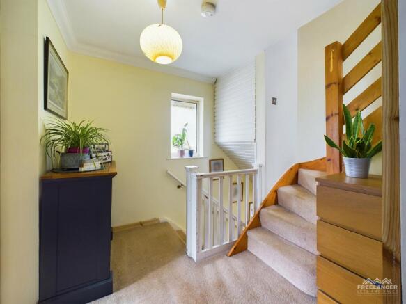 1st floor landing