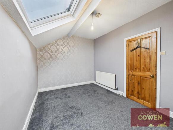 2 bed Terraced for sale Image 8