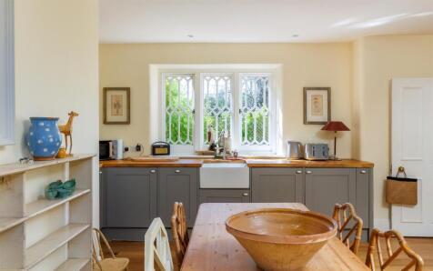 IMMACULATE TERRACED PERIOD COTTAGE - Osborne Cottage, East Cowes