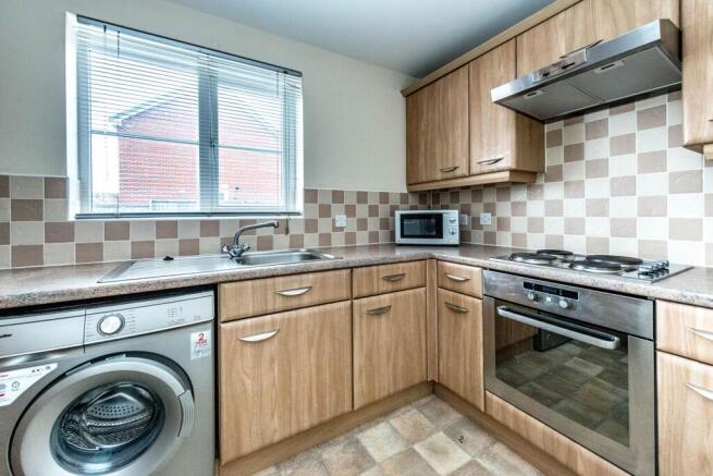 2 bed Flat to rent Image 5