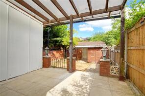 34, Mayfair Gardens, Tottenham, London N17 7LP