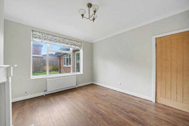 3 bed Semi-Detached for sale Image 8