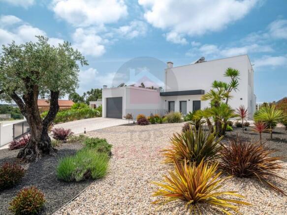 villa in Nadadouro