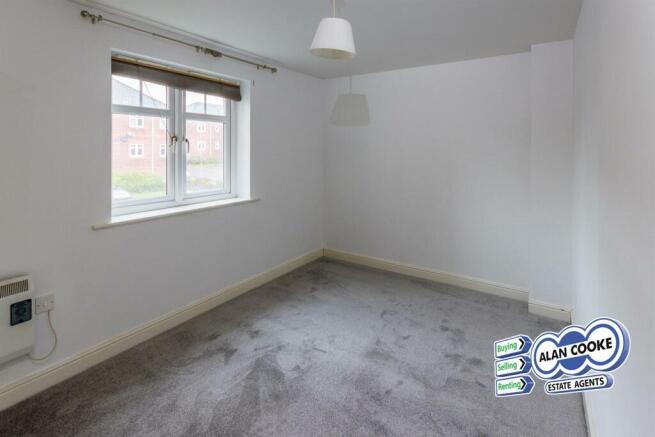 BEDROOM 2