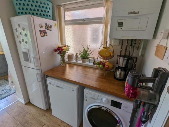 Utility Room (Large).jpg