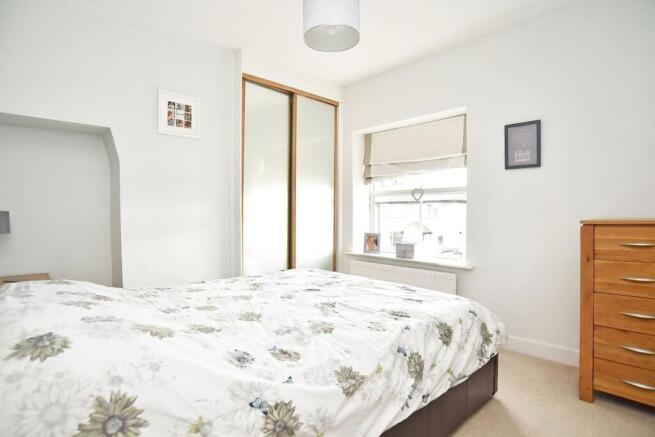 3 bed House for sale Image 5