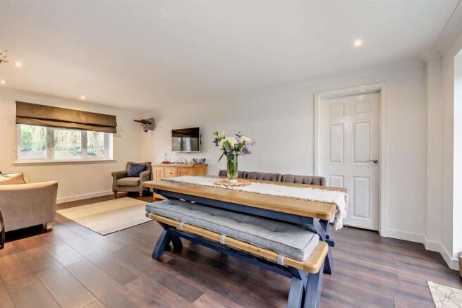 8634429-interior19-800.jpg
