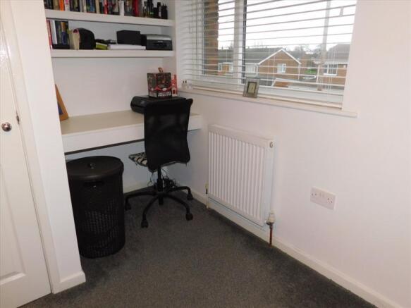 BEDROOM 4